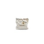 White CHANEL 22 Bag (high-end grade)